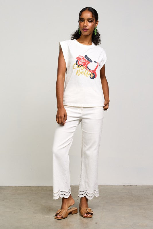 Sleeveless Graphic Shirt With Embroidery