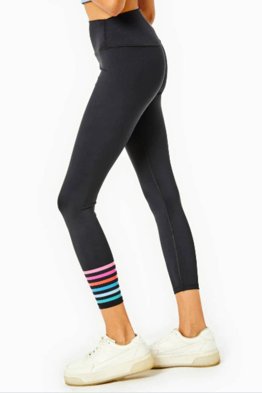 High-rise fit and 7/8 length of the Everyday Legging